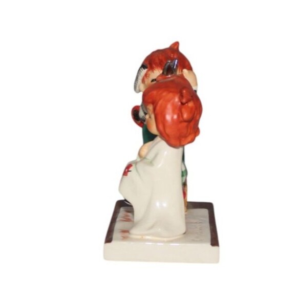 Goebel Hummel RedHead Sheer Nonsense Cutting Hair Vintage 1957 - Picture 2 of 5